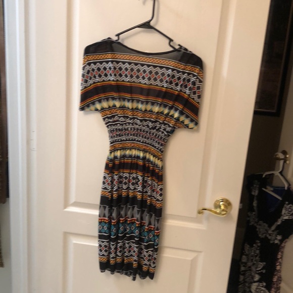 Mixed color mini dress - Picture 2 of 2